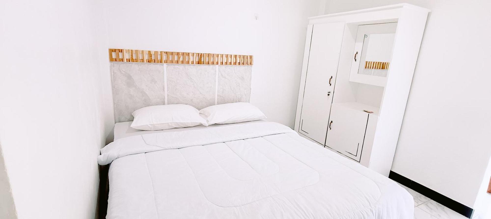 Getrudis Guesthouse Labuan Bajo Exterior photo
